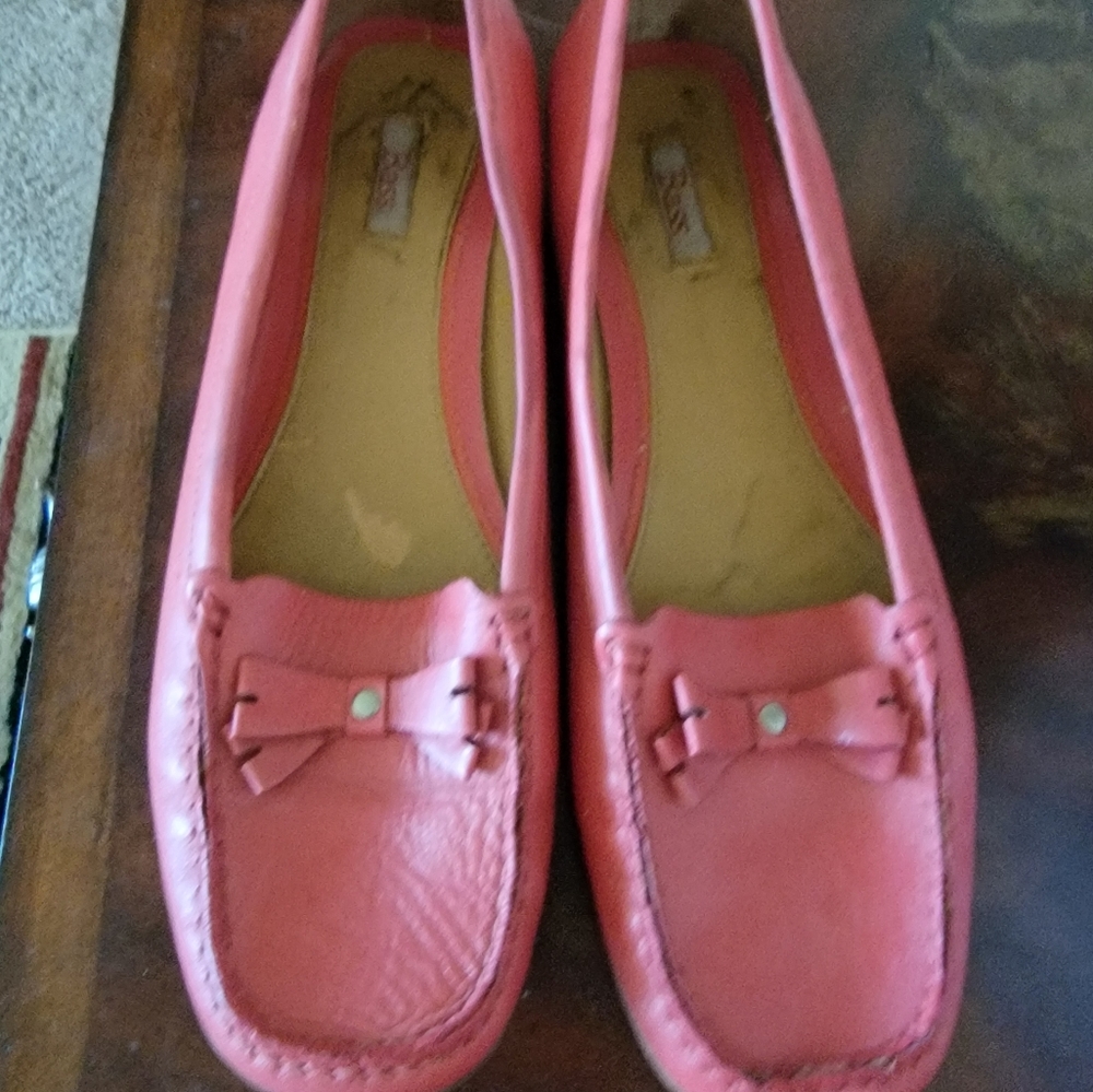 Coral bass womens loafers 8 1/2 ,used, leather uppers